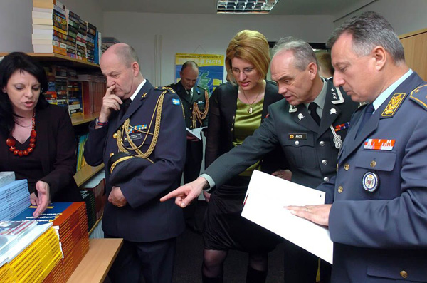 vojska ucenje