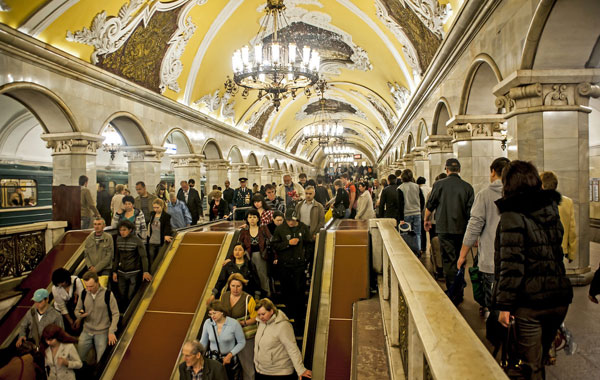 moskva metro komsomolskaja