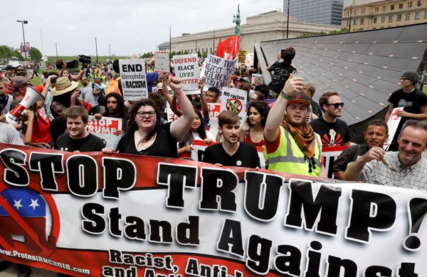 protest protivnika Donalda Trampa