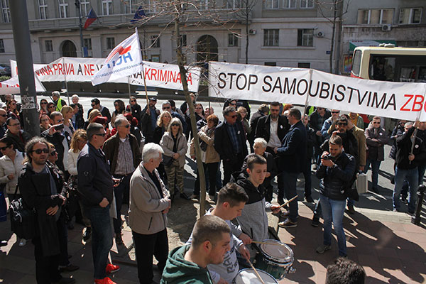 svajcarci-protest