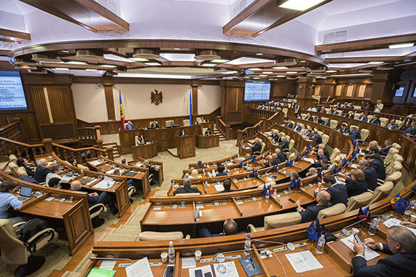 moldavija-pala-vlada