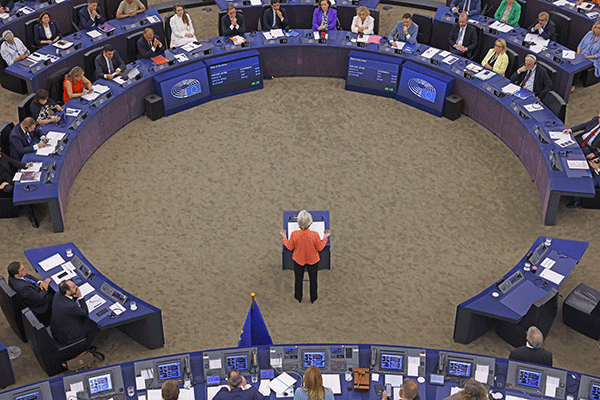 EU_ursula-parlament-prosirenje-s